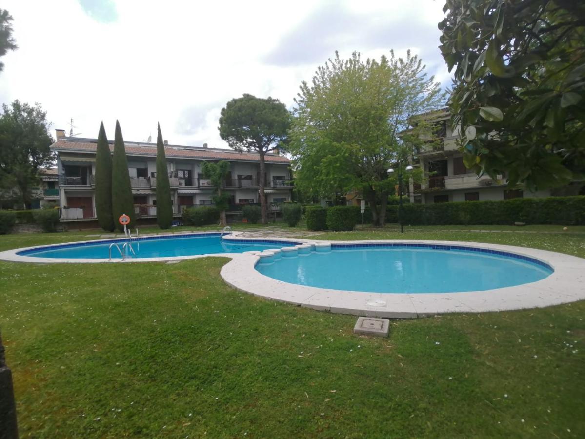 Lucky Apartment 2 Sirmione Exterior photo